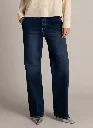 0006552_12020_1_model_bottom_855.webp