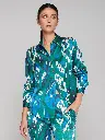 shirt-mafalda-flor-ikat-verde-azul (1).webp