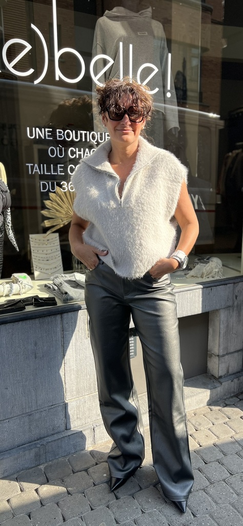 YAYA Sleeveless fluffy sweater with collar dove grey