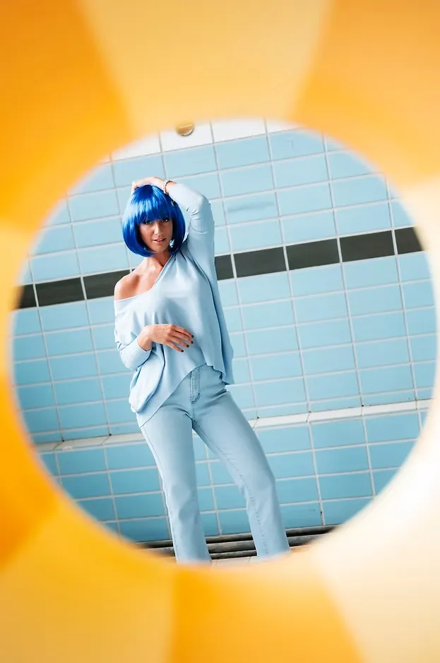 LES BLONDINETTES Pull loose bleu ciel (S/M)