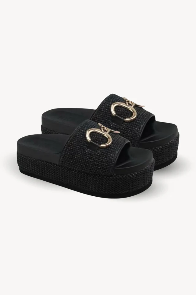 NKN sandales noires bride dorée (36)